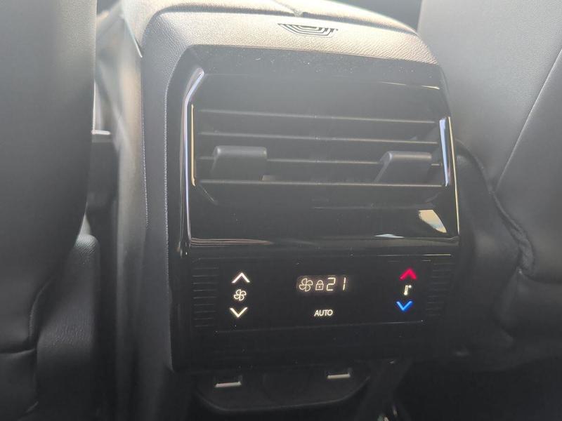 Used Peugeot E-5008 202607094036423 32