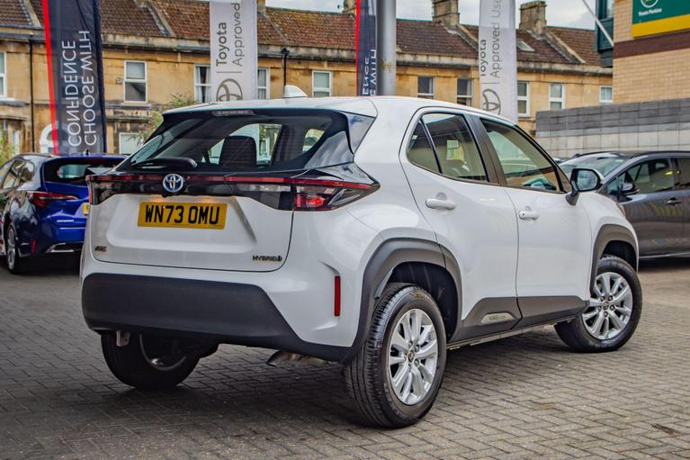Used Toyota Yaris Cross WN73OMU 2