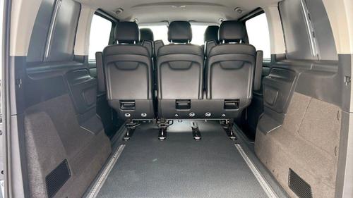 Mercedes-Benz Vito Photo at-2b18b562725c42259b6bdf2fc2c01fcb.jpg