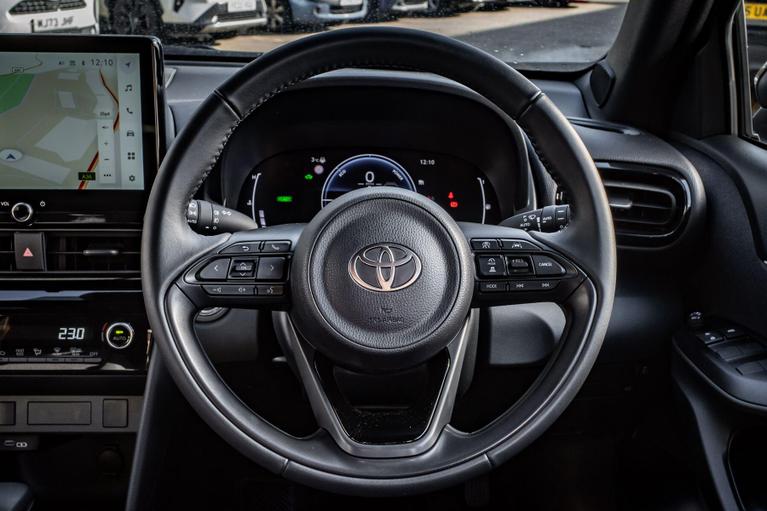 Used Toyota Yaris Cross GL24LNE 27