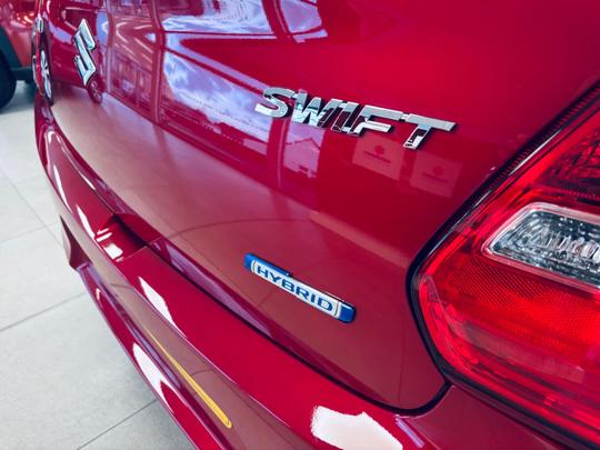 Suzuki Swift Photo at-2b281b2431be44ada6830c782e15579b.jpg