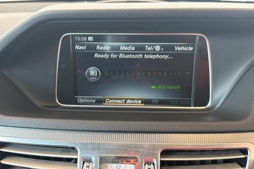 Mercedes-Benz E-CLASS Photo at-2b6624a3a6c14423b9644d172d49670f.jpg