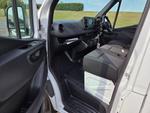 Mercedes-Benz Sprinter Photo 13