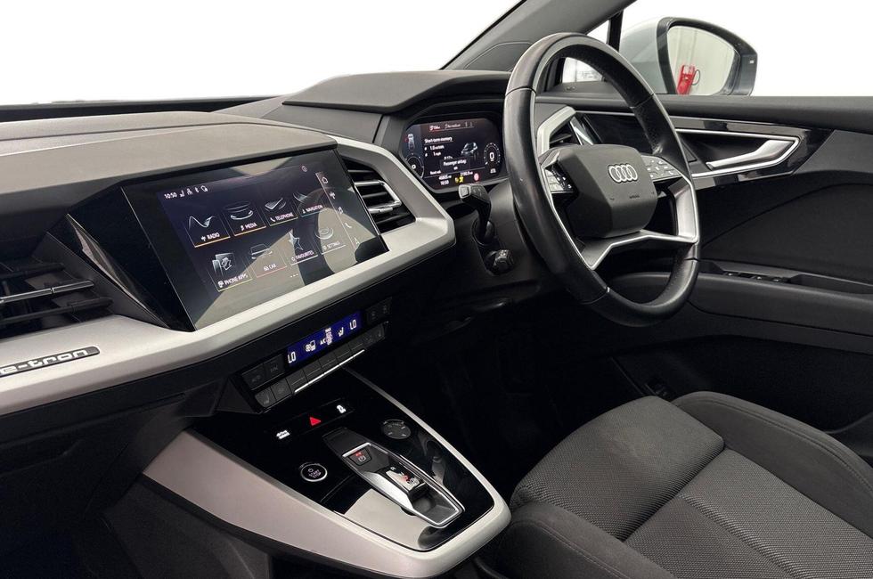 Audi Q4 Photo at-2b9988a335bd44a5922670ef1da2ccfa.jpg