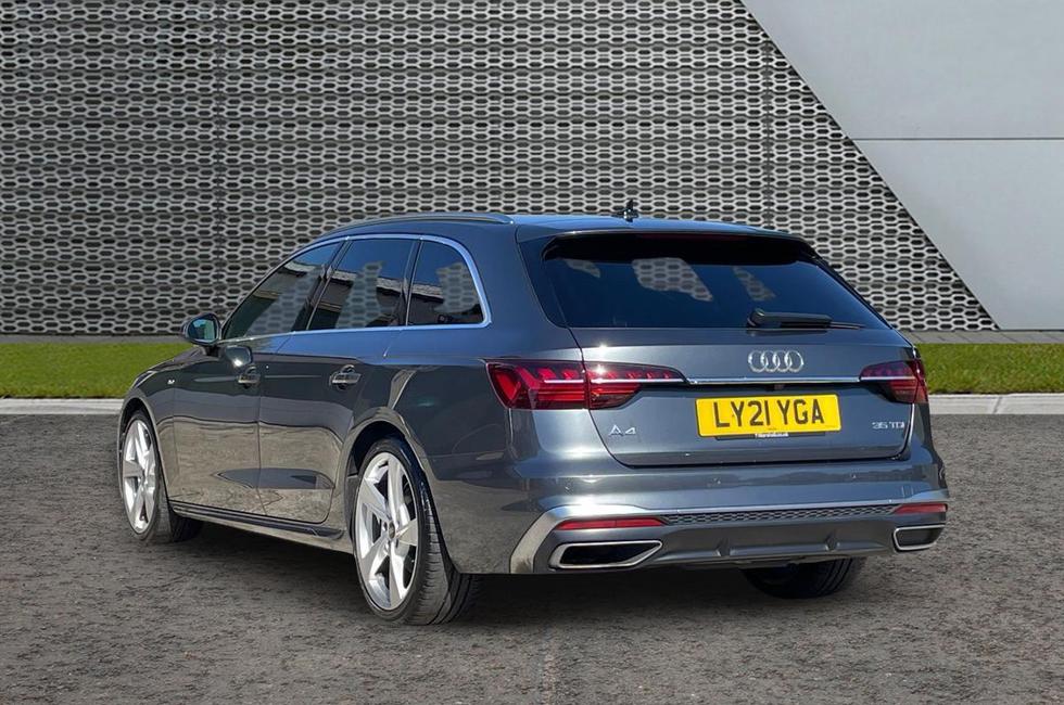 Audi A4 Avant Photo at-2baa0d7137cb40aebb1a9b5591420f76.jpg