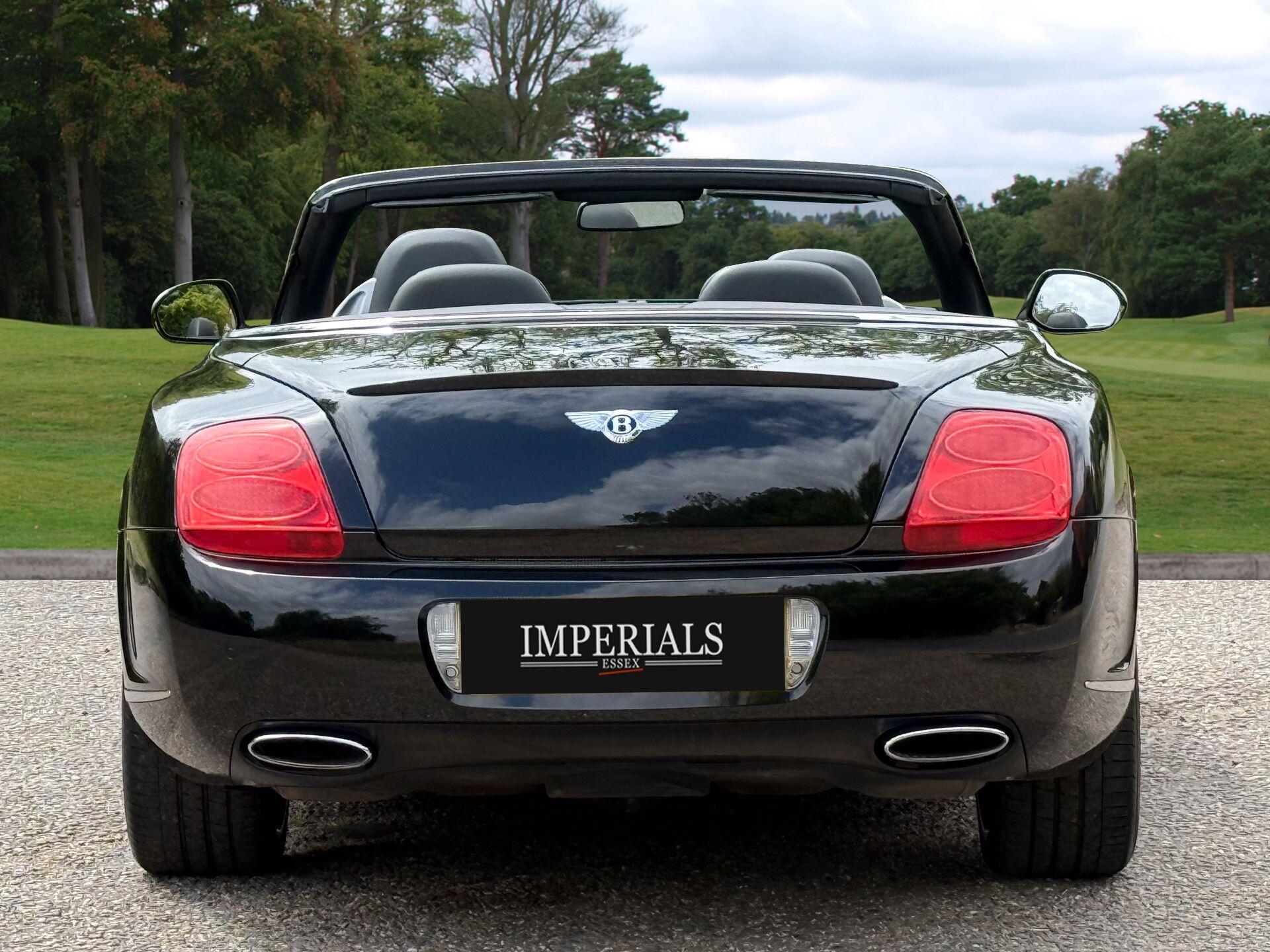 Bentley Continental 6.0 W12 GTC Speed Convertible 2dr Petrol Auto 4WD Euro 4 (610 ps) — photo 9