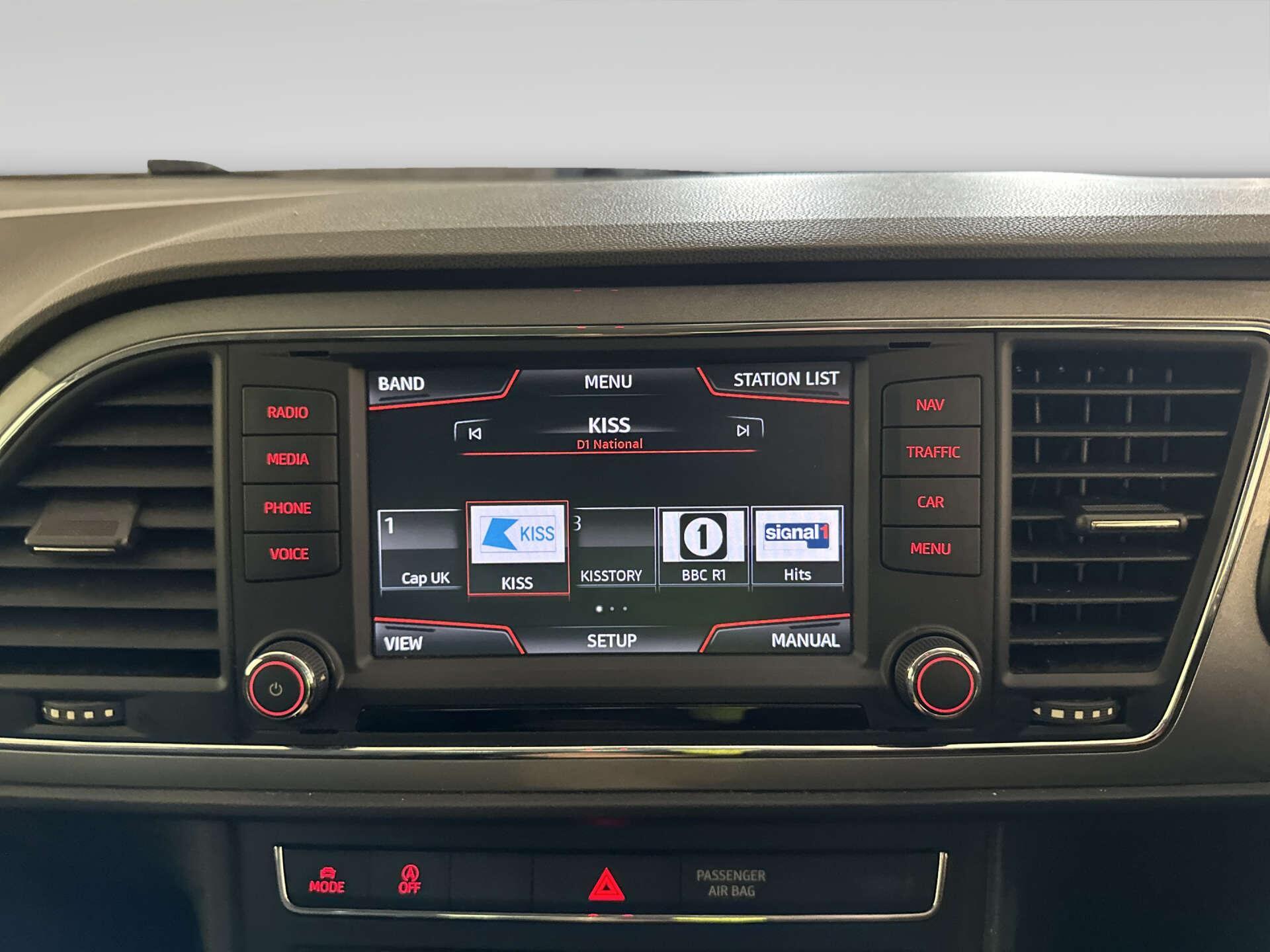 2016 SEAT Leon thumbnail 23