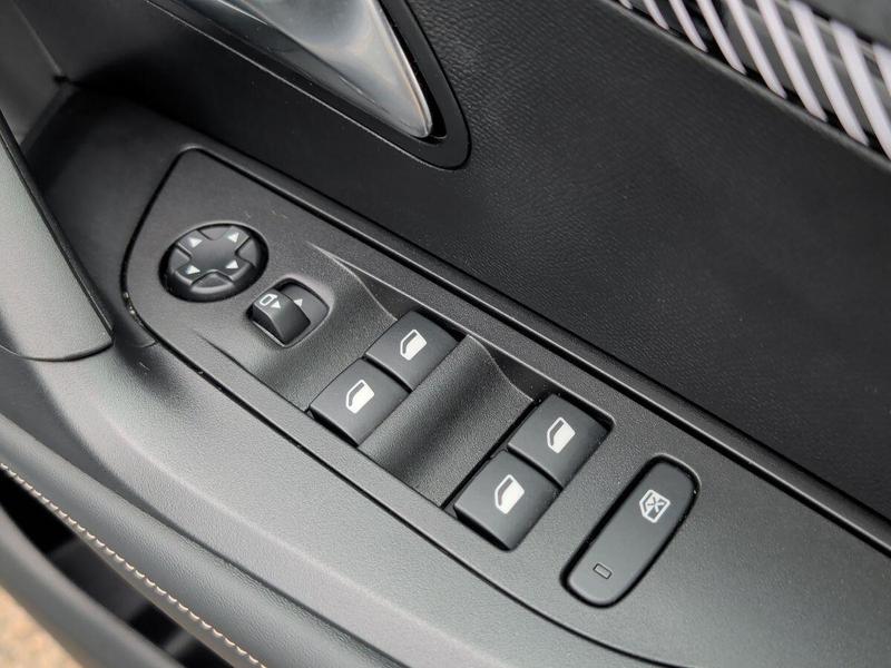Used Peugeot 2008 LS24UOV 18