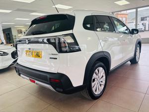 Suzuki S-Cross Photo 6