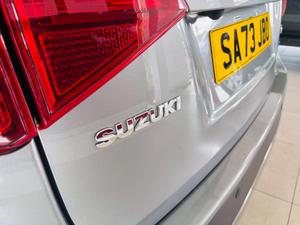 Suzuki Vitara Photo 16