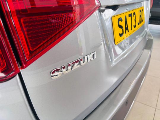 Suzuki Vitara Photo at-2c1d0f9e998f4ef6913e78506b1d8540.jpg