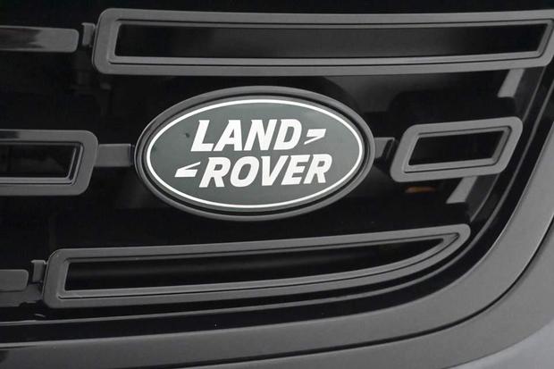 Land Rover RANGE ROVER VELAR Photo at-2c2729a192534b9db0abb090c88da845.jpg