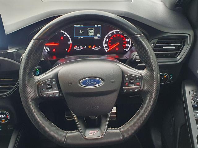 Used Ford Focus EF70CGO 33