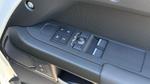 Land Rover Defender Photo 13