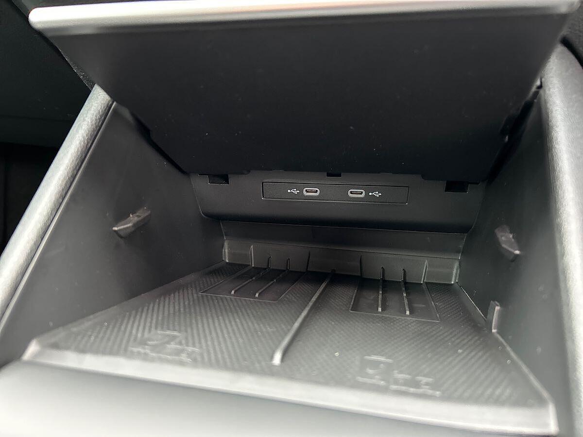 Volkswagen Tiguan Photo at-2c7b2ac261c84481b111254c761d2551.jpg