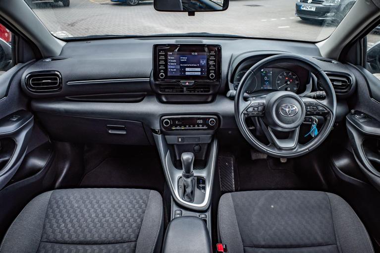 Used Toyota Yaris MD23EZK 8