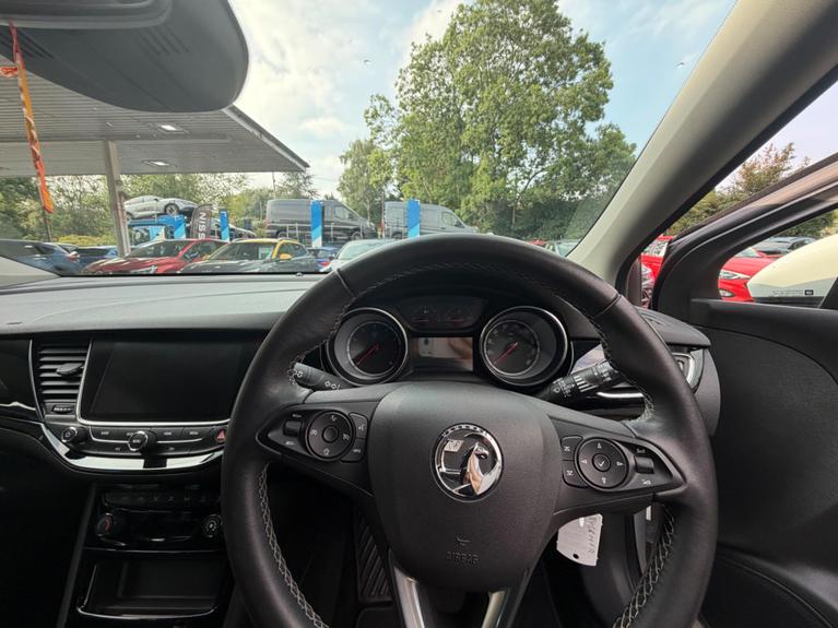 Used Vauxhall Astra BV68NFR 29