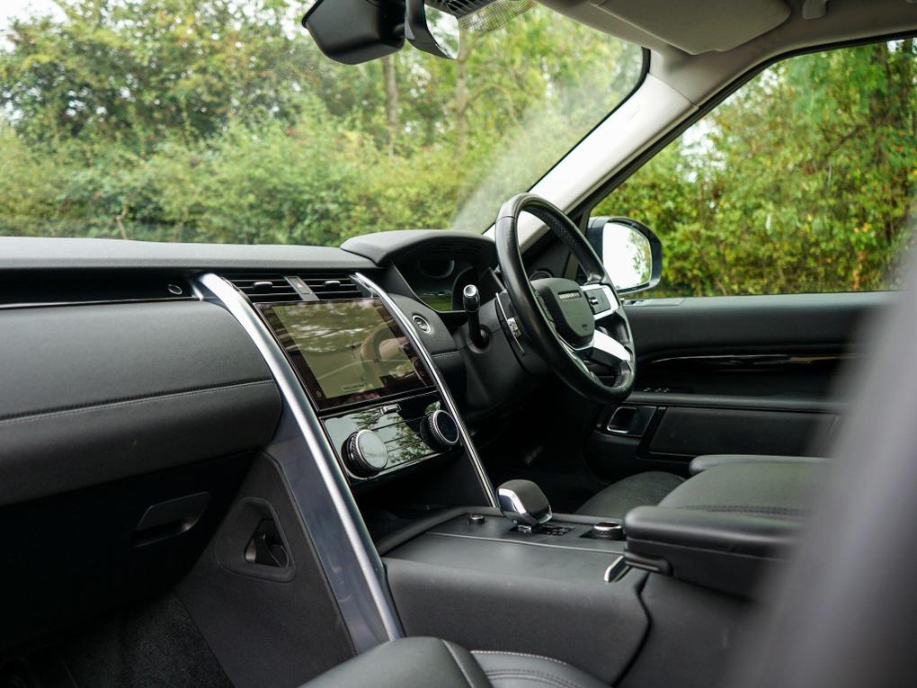Used Land Rover Discovery AJ71EZW 13