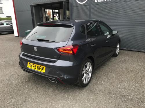 SEAT Ibiza Photo at-2cca7a4549d948a8b9434eba73565323.jpg