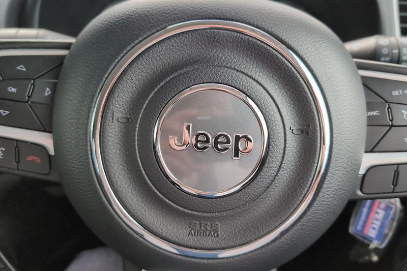 Used Jeep Renegade ND18KGY 26