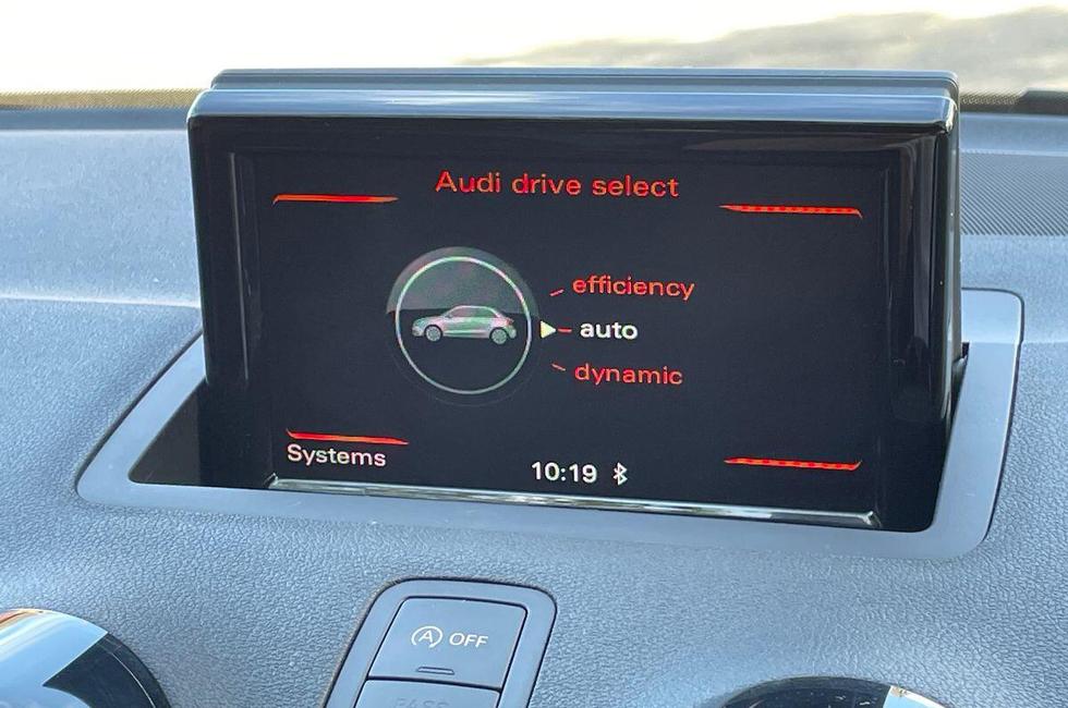 Audi A1 Photo at-2ce37c2a42494b97b4fe6e18e3027bb1.jpg