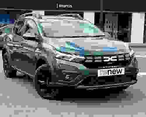 Dacia Sandero Stepway 1.0 TCe EXTREME Euro 6 (s/s) 5dr Green at Startin Group