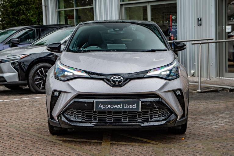 Used Toyota C-HR OY22LHP 5