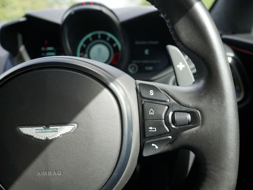 Used Aston Martin Vantage EO68LWK 36