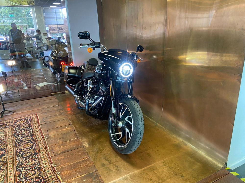 Harley-Davidson Softail Photo at-2d3200cb3483439a97e4db0a9d204d5d.jpg