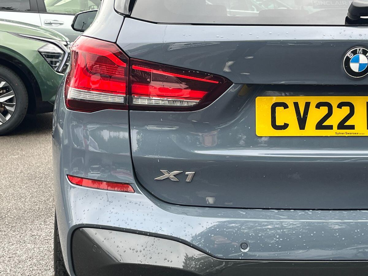 BMW X1 Photo 18