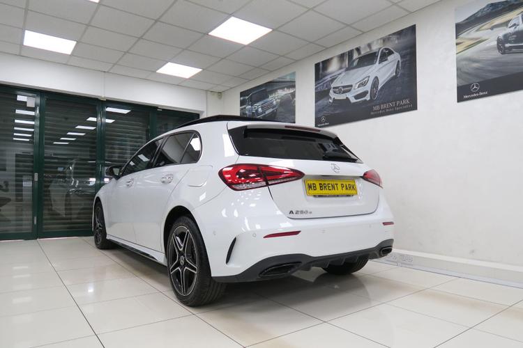 Used Mercedes-Benz A Class YK71MWD 5
