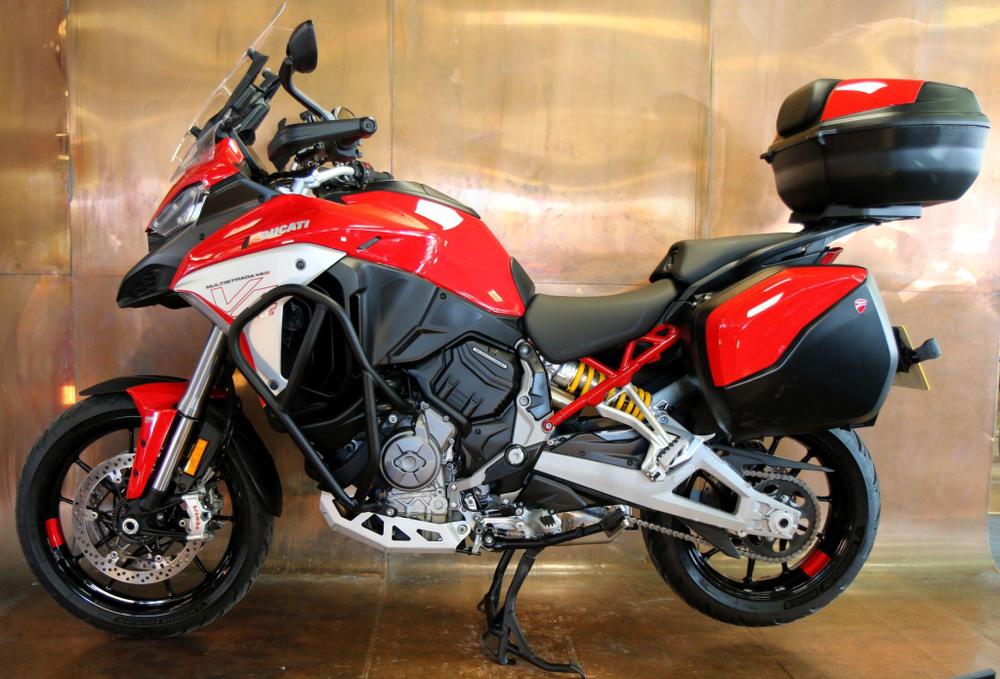 Ducati Multistrada V4 Photo at-2dbcd8558b30405183215358178c048c.jpg