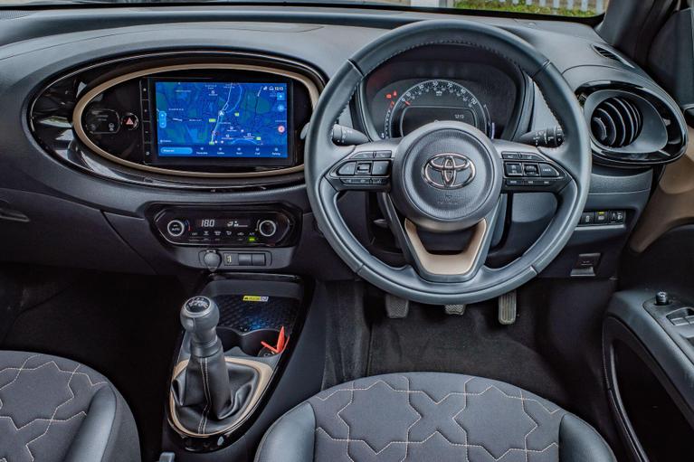 Used Toyota Aygo X WU73XTE 28