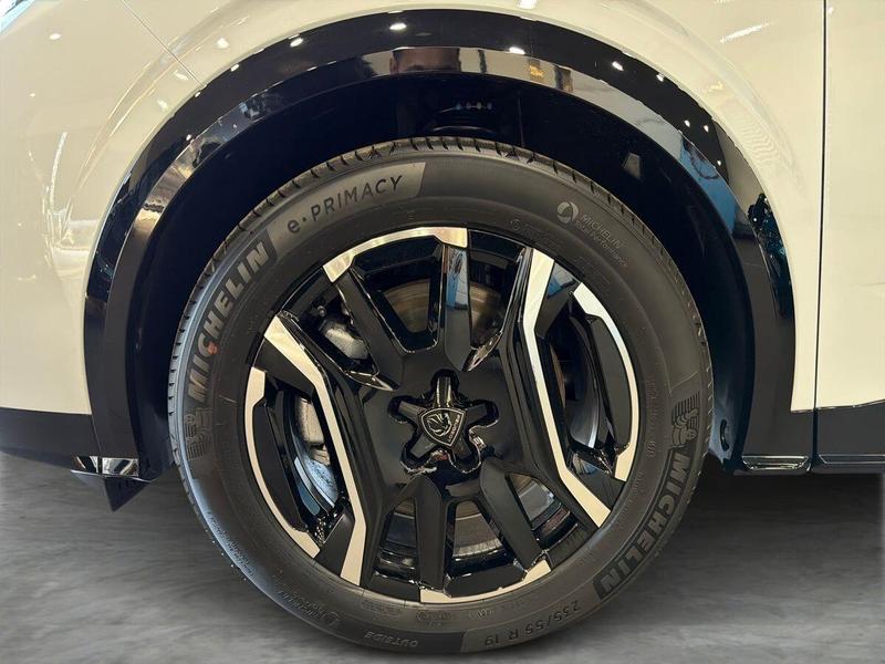 Used Peugeot E-3008 202602109822465 12