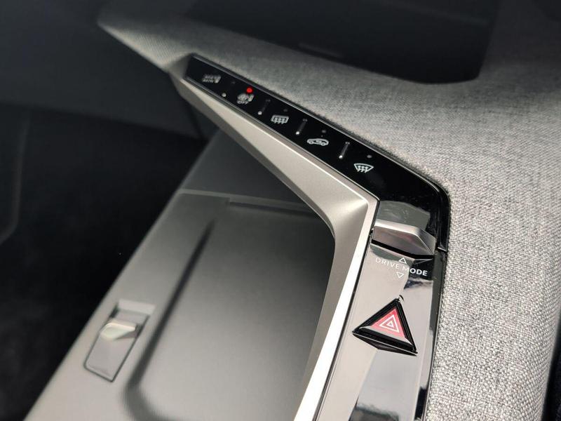 Used Peugeot E-3008 202509256632675 25