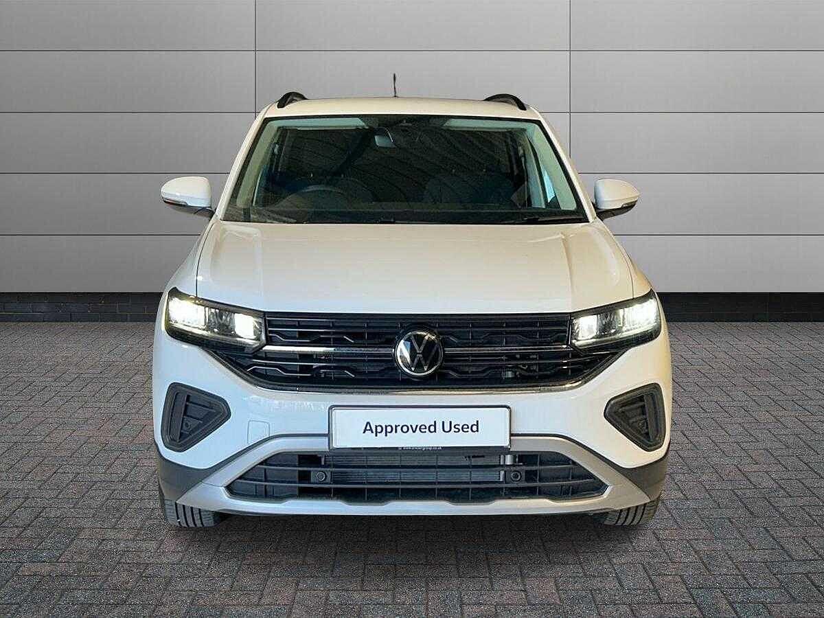 Volkswagen T-Cross Photo at-2e18b45a90d244bebf15bc1ba62a999d.jpg
