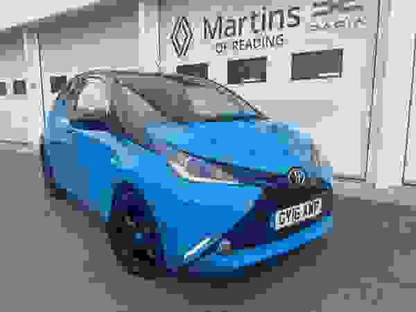 Used ~ Toyota AYGO 1.0 VVT-i x-cite Euro 6 5dr Blue at Martins Group