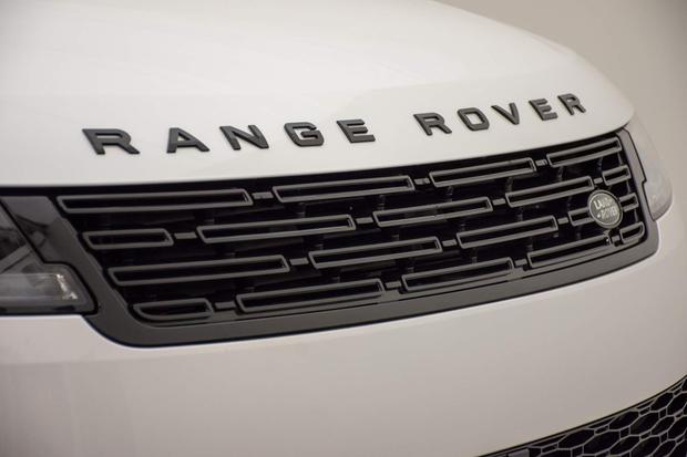 Land Rover RANGE ROVER SPORT Photo at-2e4340d69c044163abd7a4619f8607bb.jpg