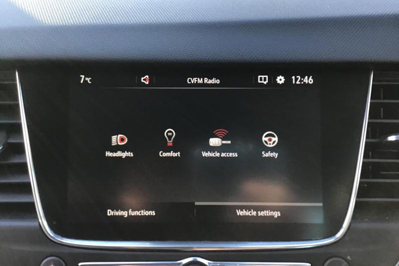 Used Vauxhall Crossland PJ72MJO 40