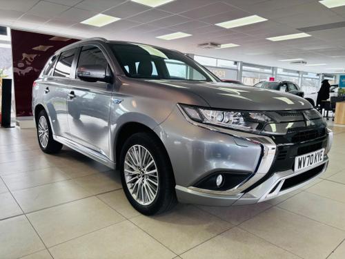 Used 2020 Mitsubishi Outlander 2.4h TwinMotor 13.8kWh Dynamic CVT 4WD Euro 6 (s/s) 5dr Grey at Focus Motor Store