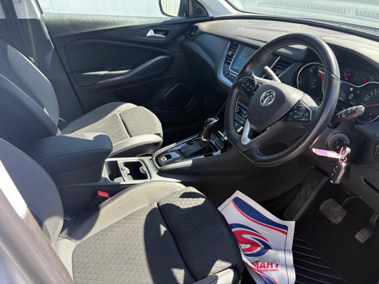 Used Vauxhall Grandland X VU70WBN 13