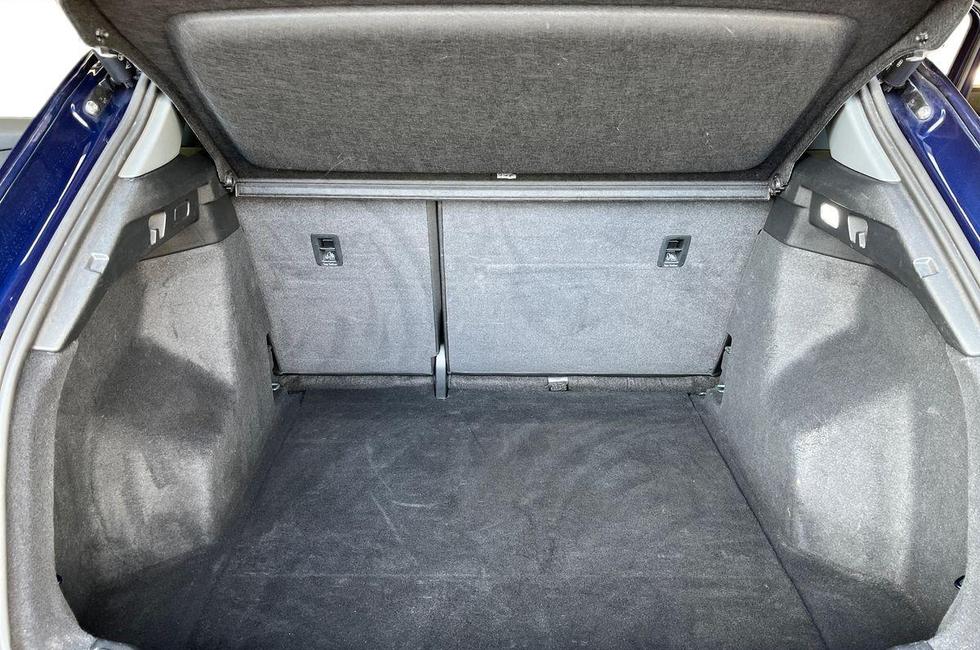 Audi Q4 Photo at-2ed17620784a4fdc8ff66e12073950fb.jpg