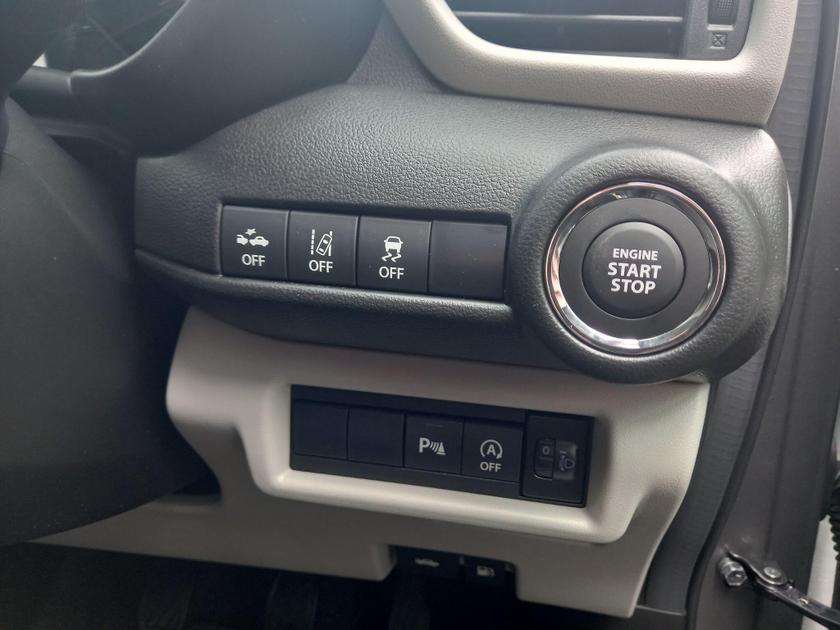 Suzuki SWIFT Photo at-2efb90289bb8404f990b220e5d21bc55.jpg