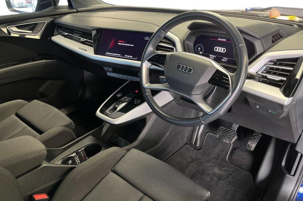 Audi Q4 Photo at-2f45b9db773b4d41976a6483e95f2d7d.jpg
