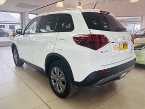 Suzuki Vitara Photo 4
