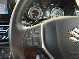 Suzuki S-Cross Photo 19