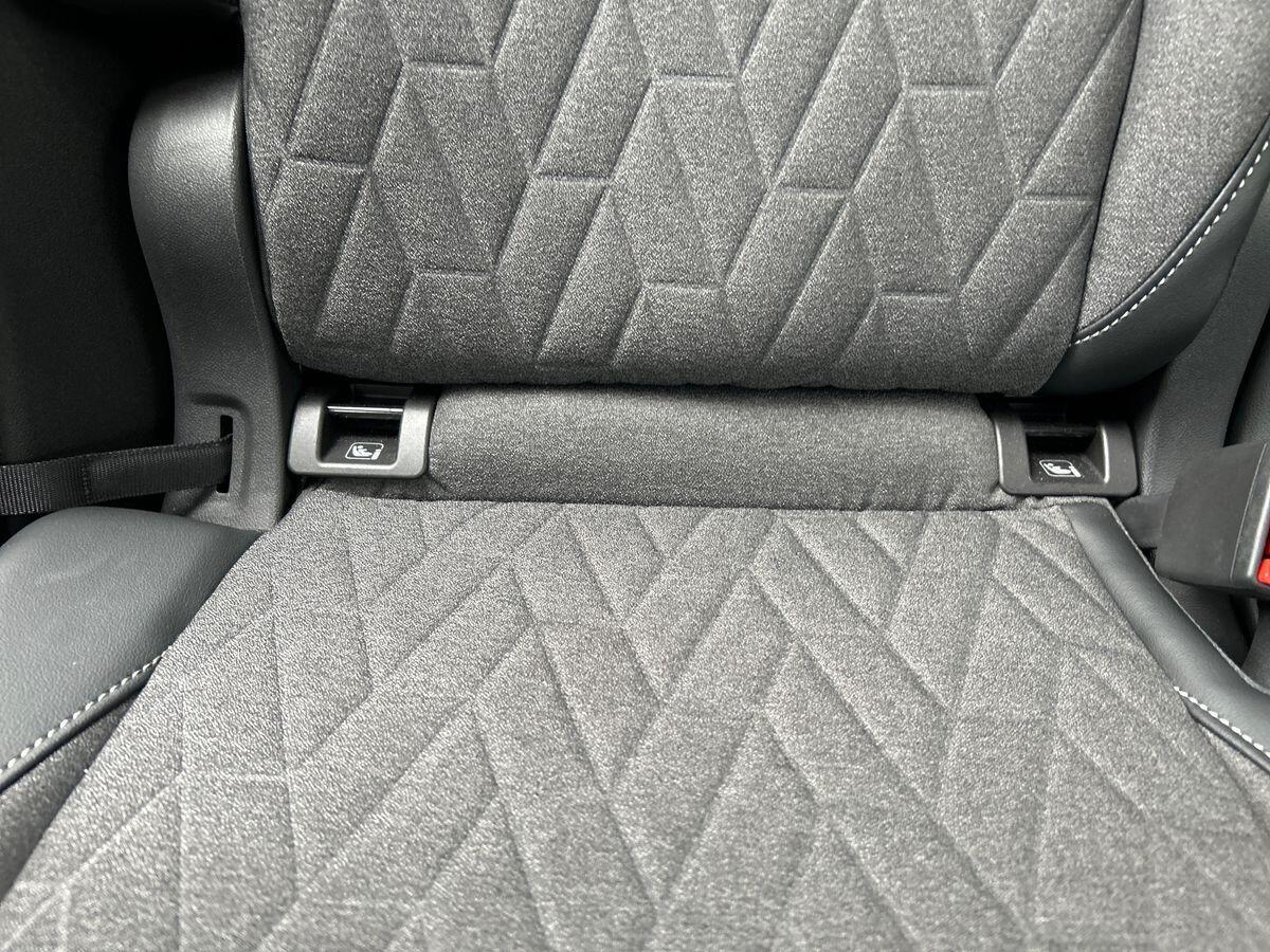 Volkswagen Tiguan Photo at-2fc4b57b6ff24cc78f65f8d02fbd7368.jpg