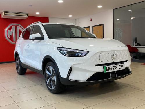 New MG MG ZS 72.6kWh Trophy Auto 5dr Arctic White at Richmond Motor Group