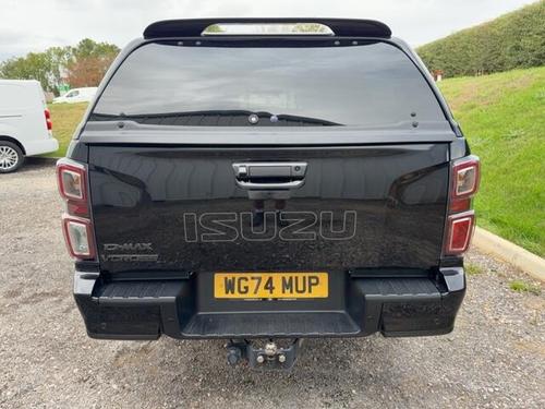 Isuzu D-MAX Photo at-3007b342acbf4568a9939578ff60a60f.jpg