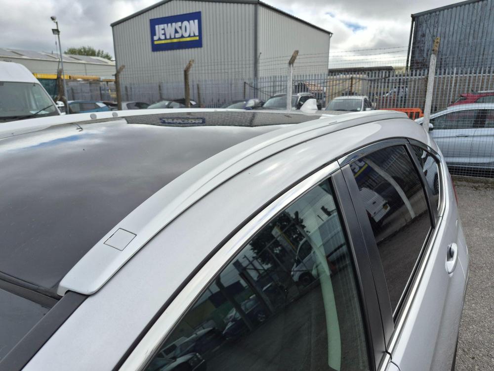 Honda CR-V Photo at-3022164faf3f4032a573c9670bf503a9.jpg